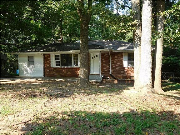 3rd image of 578 Boyds Dr SE