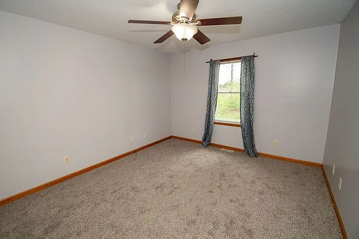 53620 Springfield Ct — Photo 17
