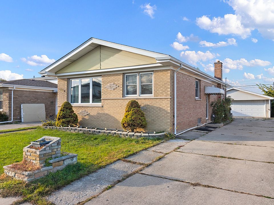 1st image of 3835 Emerson Dr