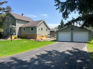 425 S 4th St, Clifton, IL 60927