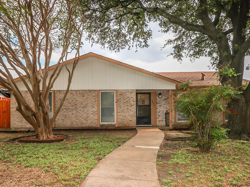 1st image of 1404 Pioneer Ln