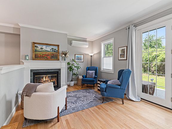 3rd image of 170 Hayes Avenue