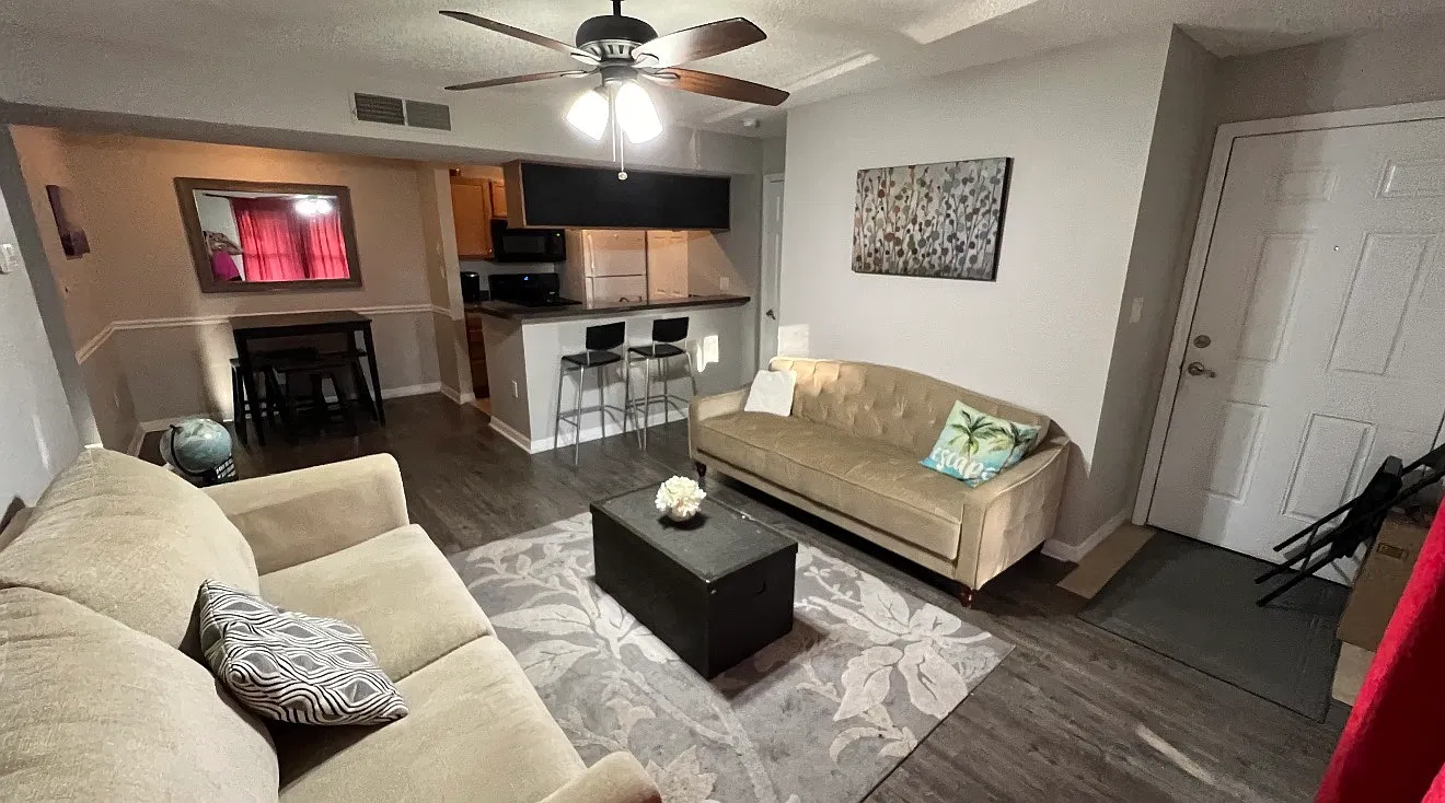 703 Parsons Lake Path — Photo 1
