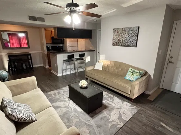 703 Parsons Lake Path, Brandon, FL