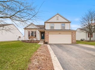 2311 Nantucket Ln, Elgin, IL 60123