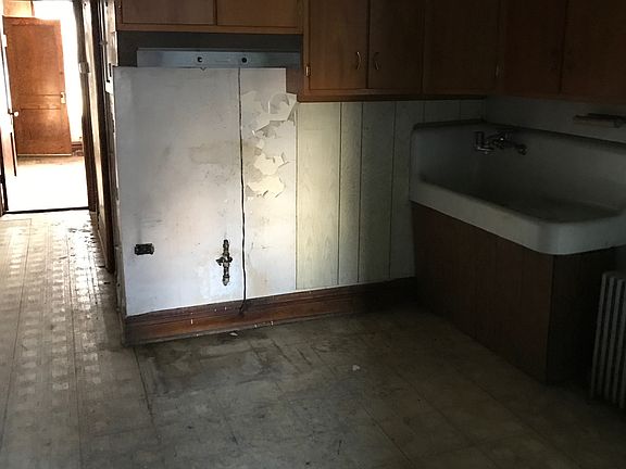 4th image of 4328 S Fairfield Ave