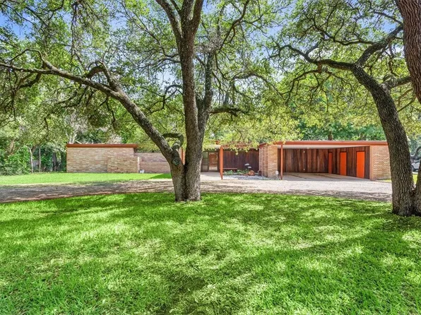2517 Lake Oaks Rd, Waco, TX 76710