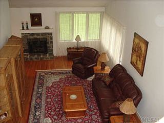 5th image of 365 Kirkup Ln