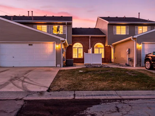 1012 Larkspur Ln, Waconia, MN 55387