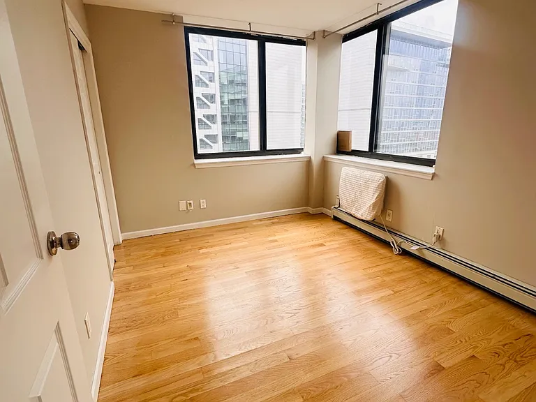 36-36 Prince St #11E — Photo 5