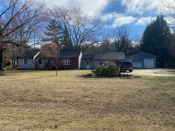 1492 Delz Dr, Muskegon, MI 49445