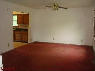 5th image of 8130 Ellerton Ave