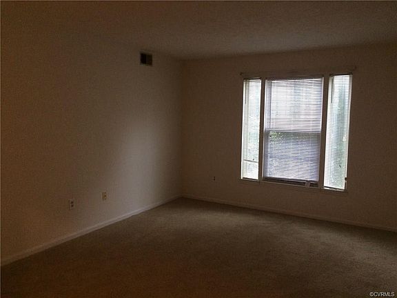 5th image of 9398 Wind Haven Ct Unit 107