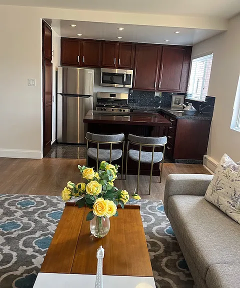 506 Open Kitchen with island and blue pearl granite countertops!