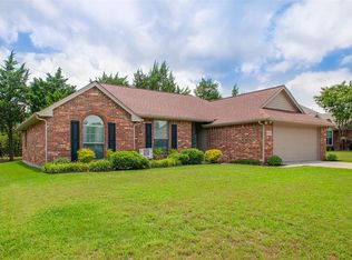 5802 Emily Ct, Midlothian, TX 76065