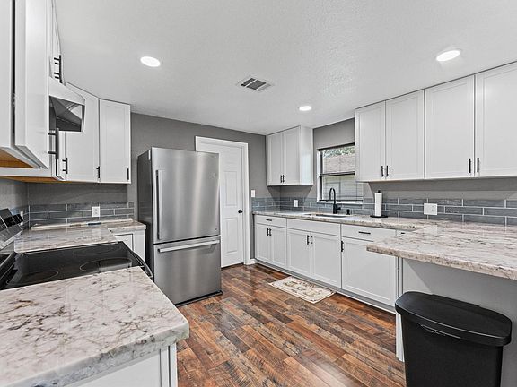 5th image of 1219 Walnut Ave