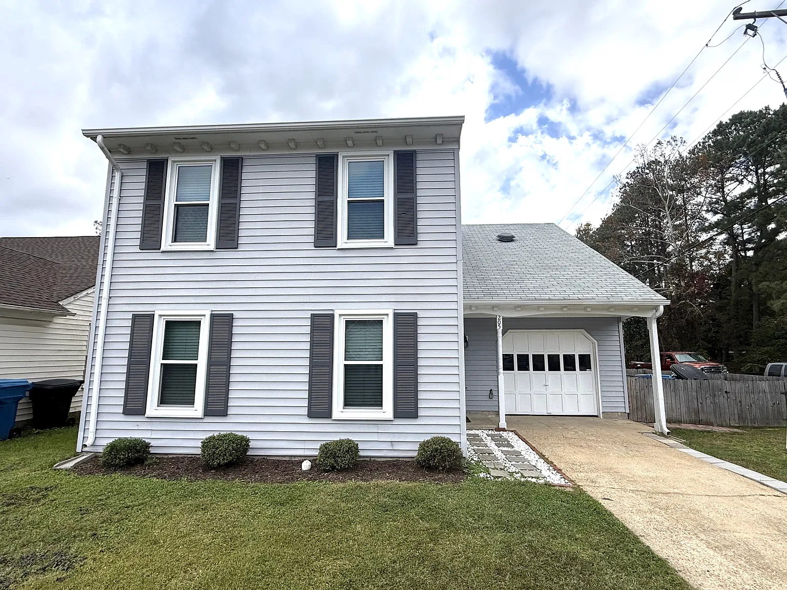 205 Dalebrook Drive - 1 — Photo 3