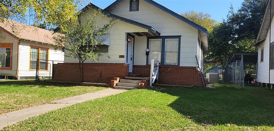 1st image of 2116 New Jersey St
