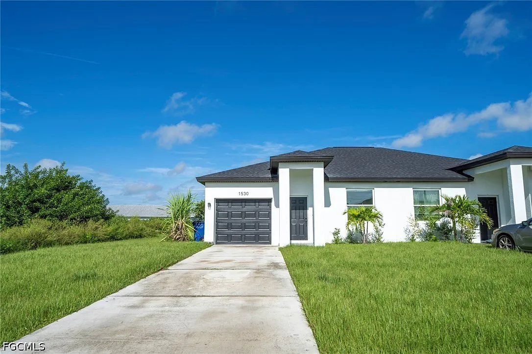 3 bed, 2.0 bath, 1185 sqft, $1,700 — Photo 1