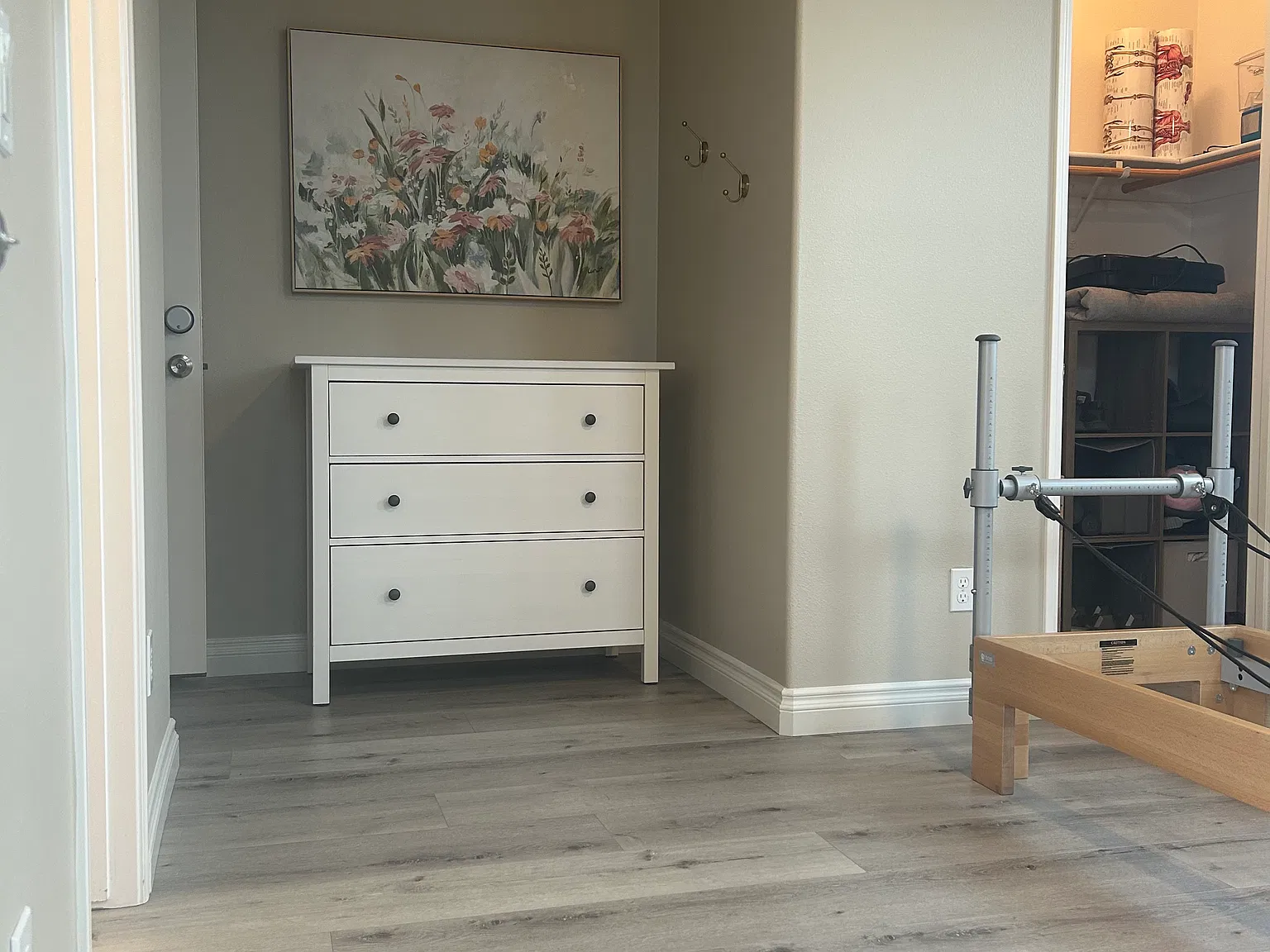 5 bed, 2751 sqft, $1,100 — Photo 2