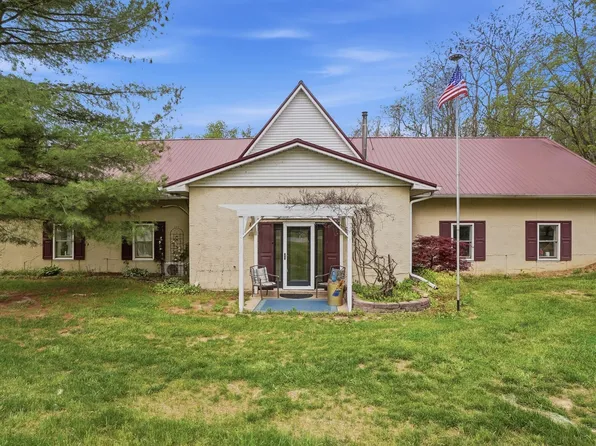 6901 Hill Rd, Hillsboro, OH 45133