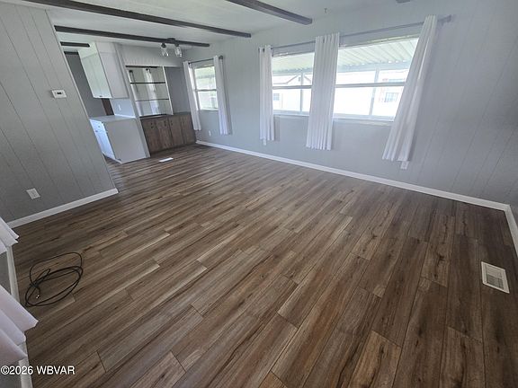 4th image of 3093 Woodward Ave #22