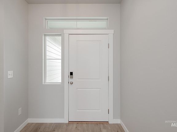 3rd image of 3440 W Morere Dr