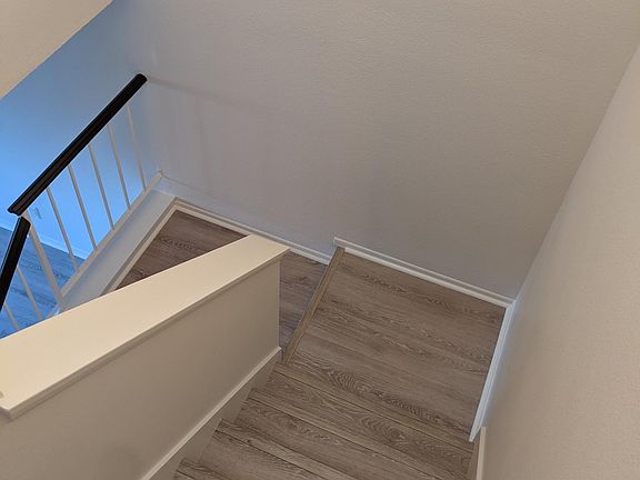 5th image of 2416 Chandler Ave Unit 3