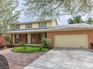 6810 Orchard Trail Rd NE, Canton, OH 44721