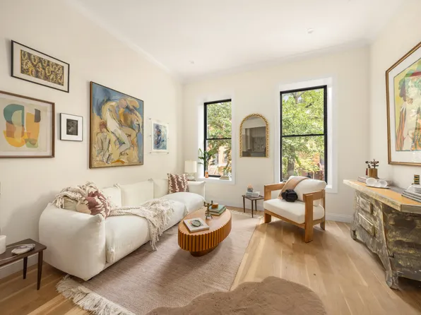 378 Eight Street image 1 of 15