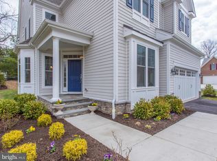 8115 Asher Andrew Ct, Springfield, VA 22153