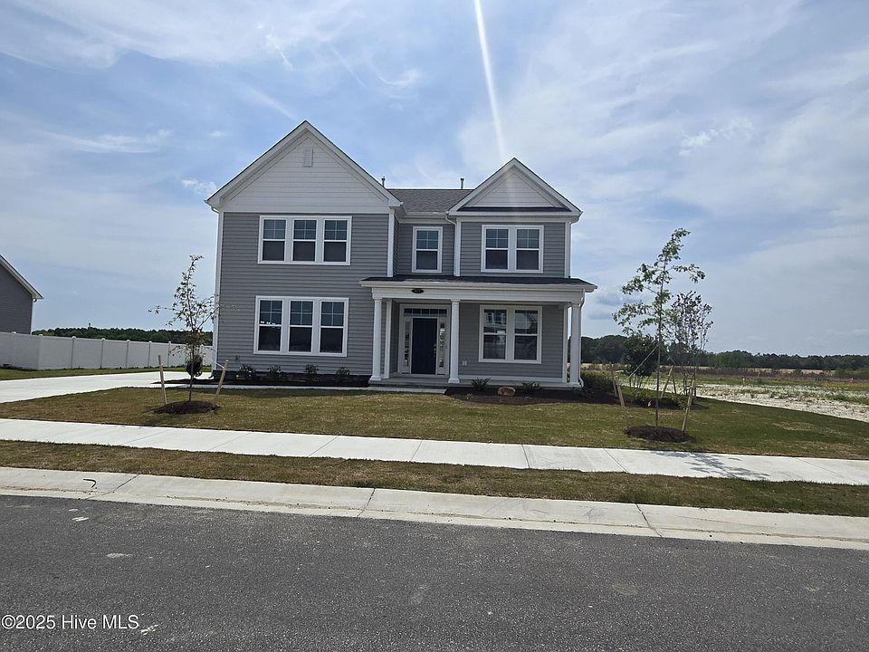 1st image of 415 Moorland Way