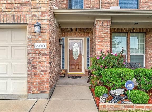 4th image of 500 Fairbrook Ln