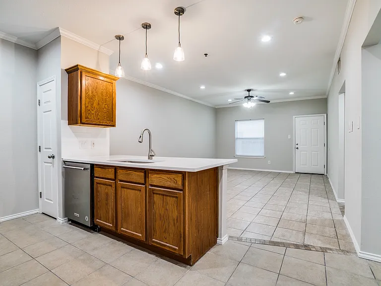 4923 Ali Ave — Photo 2