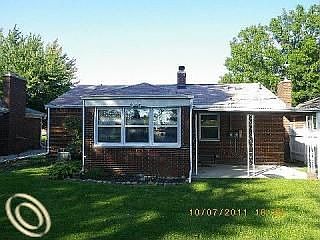 4th image of 20224 Chalon St