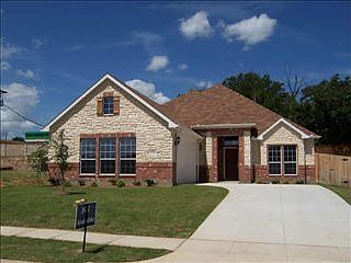 1st image of 2715 Meadow Lake Dr