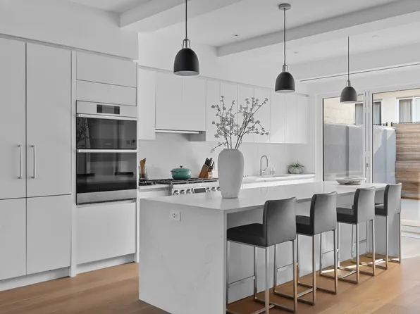 66 Reade Street image 2 of 32