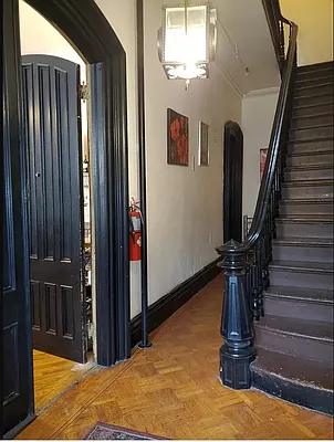 Rented by BLS Realty | media 9