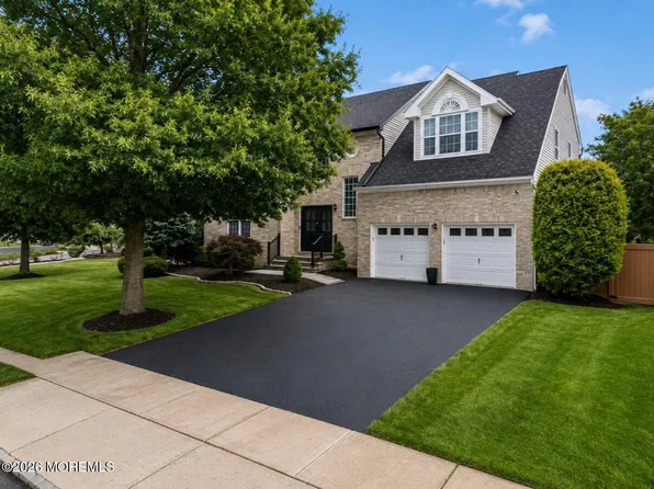 27 Goshawk Court, Morganville, NJ 07751