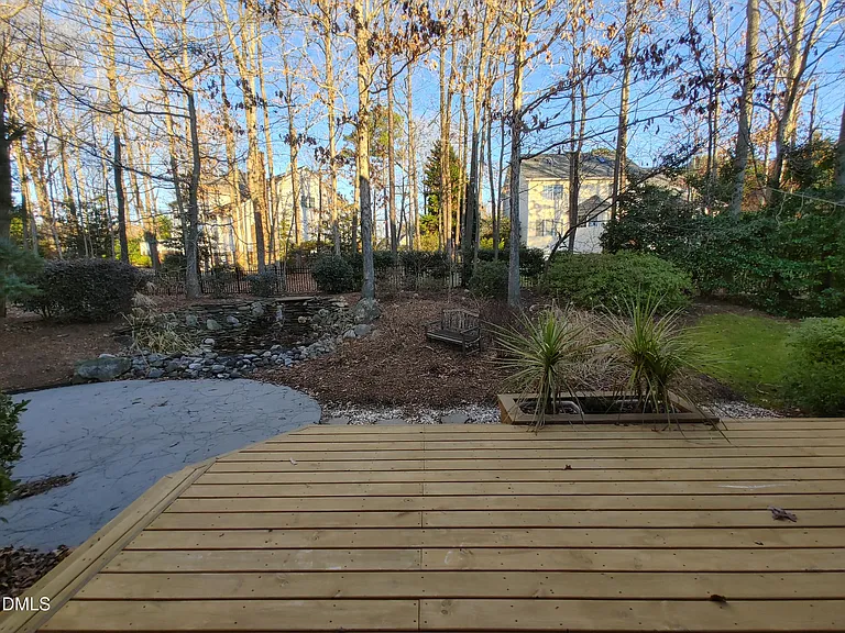 606 Preston Village Way — Photo 34