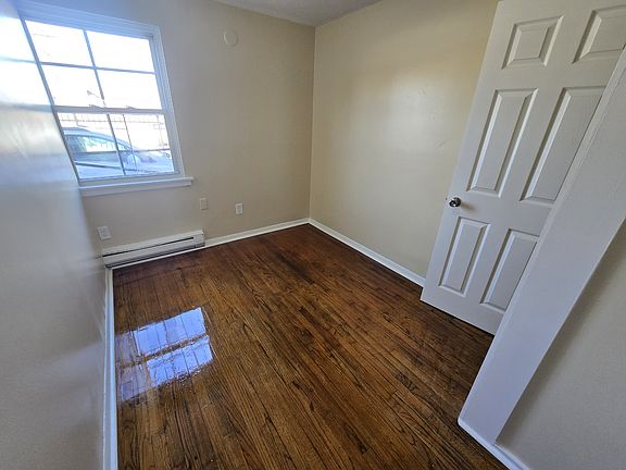 3rd image of 110 Maltby St #12C