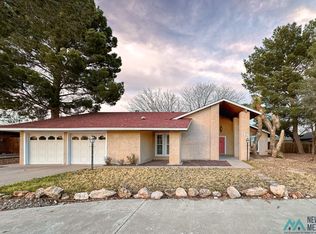 115 Three Cross Dr, Roswell, NM 88201