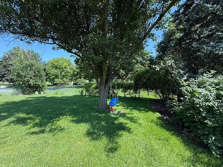 1550 W Goldengate Dr — Photo 33