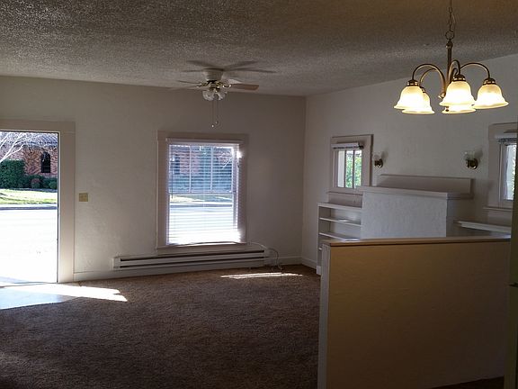 2nd image of 337 S Oakdale Ave