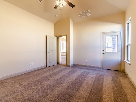 4th image of 9320 Benbrook Ln