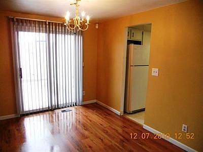4th image of 5914 Troy Villa Blvd