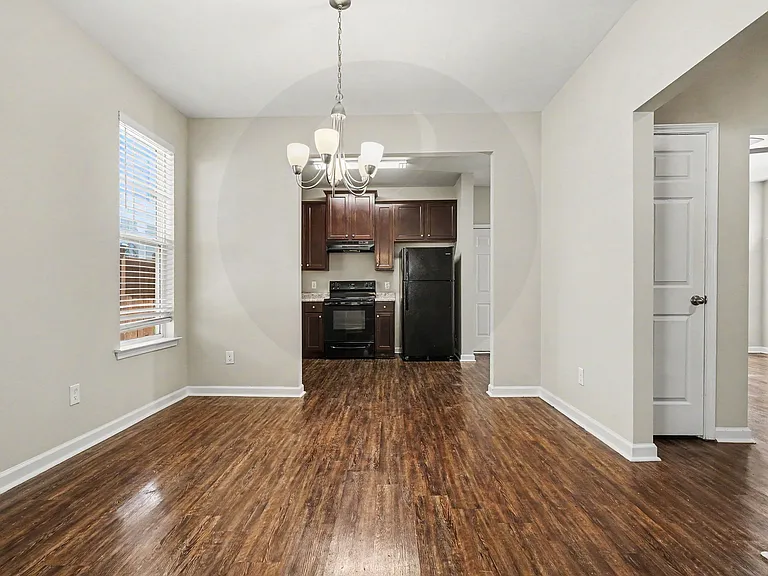 4561 Parkway Cir — Photo 10