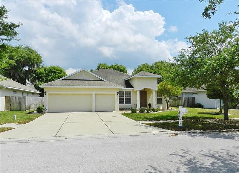 1st image of 7807 Riverwood Oaks Dr
