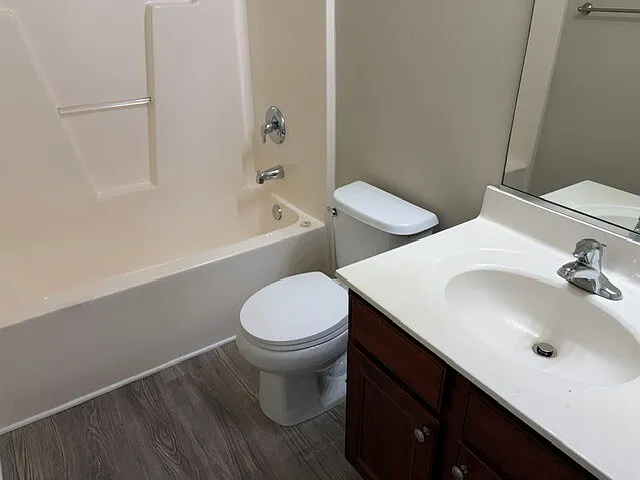 905 Woodlake Dr — Photo 13