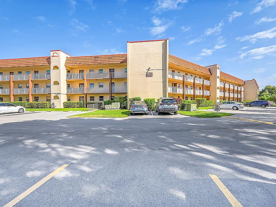 1st image of 2811 N Pine Island Road #111